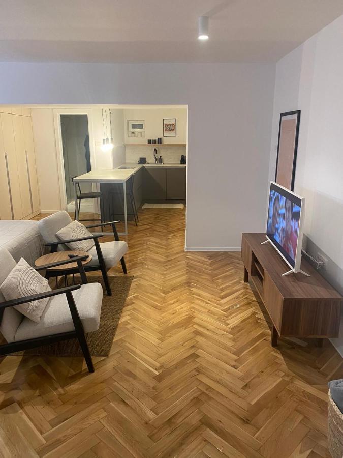 Apartments Nikval โรวีน ภายนอก รูปภาพ